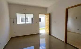 Imagem: Casa nova em condomínio fechado