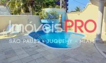 Imagem 2: 50m da praia, piscina, sauna, espaço gourmet com forno de pizza e churrasqueira