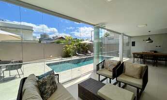 Imagem 2: Casa de condomínio sobrado para venda tem 310 metros quadrados com 3 quartos