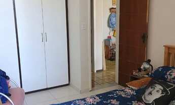 Imagem 3: 1/4 Grande Apartamento com 1 dormitório