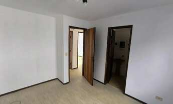 Imagem 6: Apartamento com 3 quartos à venda por R$ 490000.00, 79.00 m2 - PORTAO - CURITIBA/PR