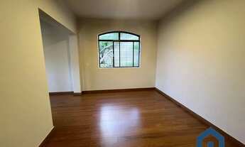 Imagem 6: Casa duplex independente no bairro Liberdade