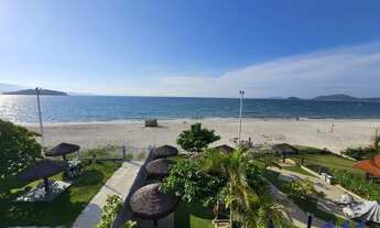 Imagem: Sobrado para aluguel de temporada, pé na