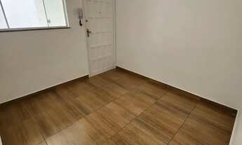 Imagem 2: AP. 02 QUARTOS COM ÁREA EXTERNA E 01 LANCE DE ESCADAS