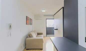 Imagem 3: Studio com 1 dormitório para alugar, 34 m² por R$ 2.100,00/mês - Centro - Curitiba/PR