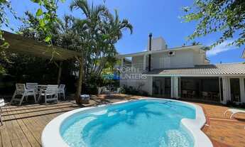 Imagem 2: Casa temporada com 5 dormitórios para alugar/dia - Jurerê Internacional - Florianópolis/SC