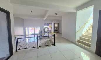 Imagem 2: Casa com 3 dormitórios sendo 1 suíte à venda - Granja Viana - Cotia - SP