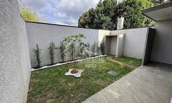 Imagem 6: Sobrado com amplo espaço e muito verde