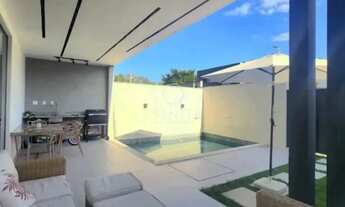 Imagem: Casa à venda com 4 suítes no condomínio