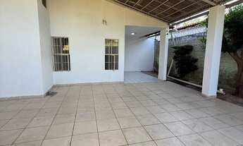 Imagem 2: Casa à venda na Morada do Sol - Ampla, Aconchegante e Muito Completa!