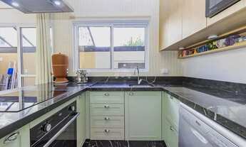 Imagem 7: Sobrado Residencial para Venda no Bairro Santa Felicidade