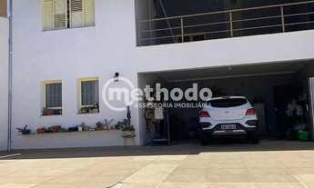 Imagem: Casa à venda, 241 m² por R$ 742.000,00