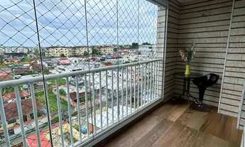 Imagem 2: Apartamento mobiliado no life parque dez, tem 3 quartos