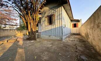 Imagem 5: Casa de madeira à venda no Jardim São Paulo com 3 quartos na Região Central de Londrina