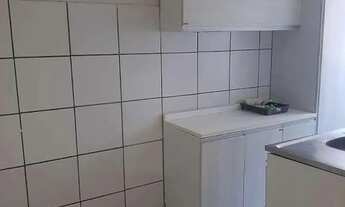 Imagem 2: Alugo apartamento na Cohama - c/armário na cozinha - 2 banheiros - em cima da principal d