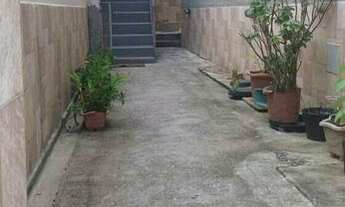 Imagem: ALUGO casa pequena