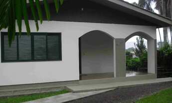 Imagem 3: Linda casa com jardim em Rio Maina , 3 quartos , 2 banheiros, 2 salas