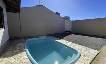 Imagem 6: Casa de alvenaria com piscina!