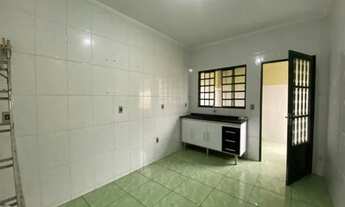 Imagem 5: Casa de frente e fundo na região de Barão Geraldo