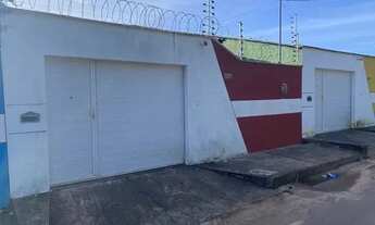 Imagem: VENDO CASA NO BAIRRO CENTRO DE VILA VELHA