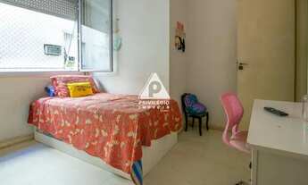 Imagem 6: Oportunidade no Leblon 3 quartos com vaga e área externa