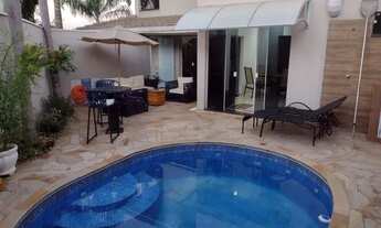 Imagem 4: Vendo uma casa no condomínio roland