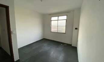 Imagem 6: Alugo apartamento terceiro andar em Bento Ribeiro