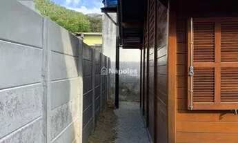 Imagem 5: Casa com amplo quintal e 3 quartos