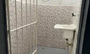 Imagem 2: Alugo kitnet R$700,00