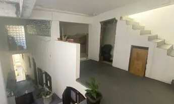 Imagem 2: Sobrado de 180m² com 3 quartos em Santa Terezinha