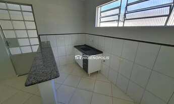 Imagem 7: Ótima casa geminada no centro, 30m², 1 quarto, sala/cozinha e vaga de garagem