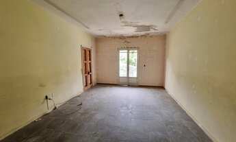 Imagem 7: Casa comercial com 238 m² e estacionamento na Coronel Veiga