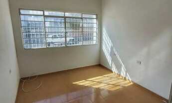 Imagem 2: Vendo casa centro ótima localização