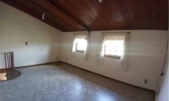 Imagem 6: EXCELENTE CASA EM BAIRRO NOBRE DA CIDADE