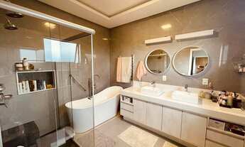 Imagem 4: Casa de condomínio para venda tem 256 metros quadrados com 4 quartos