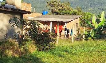 Imagem 7: Terreno com duas casas