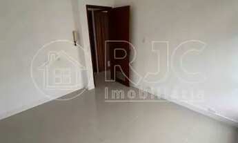 Imagem 7: Invista no seu negocio , Praça S. Pena 52 m2 - Oportunidade