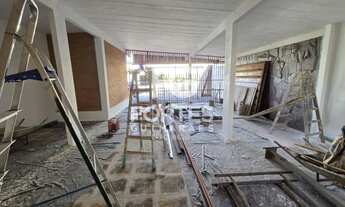 Imagem 5: Imóvel Comercial Casa Térrea 237m² sendo salão principal e recuo frontal com 4 vagas de ga