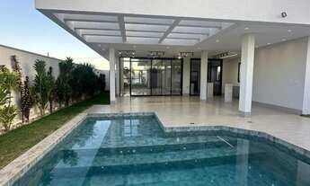 Imagem 2: Sobrado Condomínio Florais da Mata para venda possui 436 metros quadrados com 4 quartos