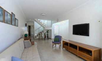 Imagem 3: Sobrado para venda em Água Fria com 3 quartos, sendo 3 suítes , 210m²