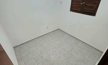 Imagem 5: ALUGUEL - CASA COMPLETA COM PISCINA NOS BANCÁRIOS!