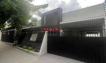 Imagem 2: Casa para alugar em Maringá, Zona 02, com 3 quartos, com 258.56 m²