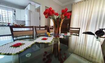 Imagem 3: Sobrado com 3 dormitórios à venda, 183 m² por R$ 850.000,00 - Vila Morangueira - Maringá/P