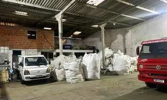 Imagem: Galpão à venda, 600 m² por R$ 620.000,00