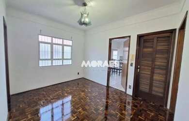 Imagem 5: Casa com 4 quartos para alugar ou vender 360 m². 4 vagas, locação por R$ 6.000/mês, venda