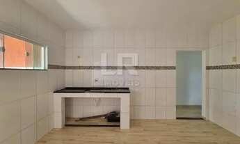 Imagem 6: Simplesmente perfeita! Com 3 quartos e quintal amplo, próximo à praia do popeye *CC02