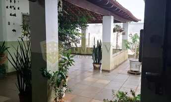 Imagem 3: Chácara, 1193,73 m² Terreno e 235,49 Área Construída, POrtal dos Ipês