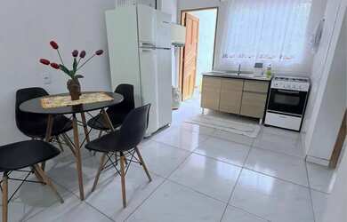 Imagem 6: ALUGO CASA MOBILIADA NO CENTRO DE PENHA