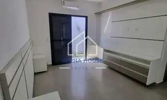 Imagem 2: Linda Casa à venda com 03 dormitórios com armários planejados e ar-condicionado (sendo 01