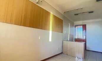 Imagem 5: Sala Comercial Mobiliada e com Vista para o Lago